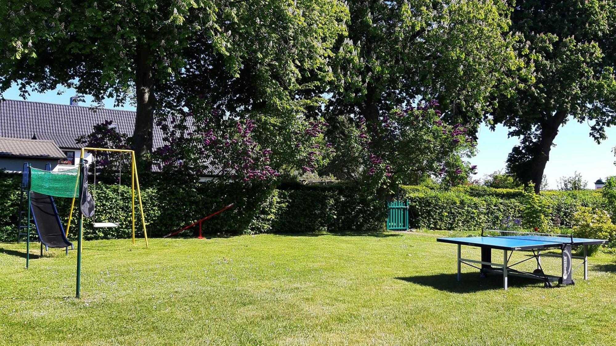 Urlaub Auf Der Insel Ruegen Daire Bergen Auf Rugen Oda fotoğraf